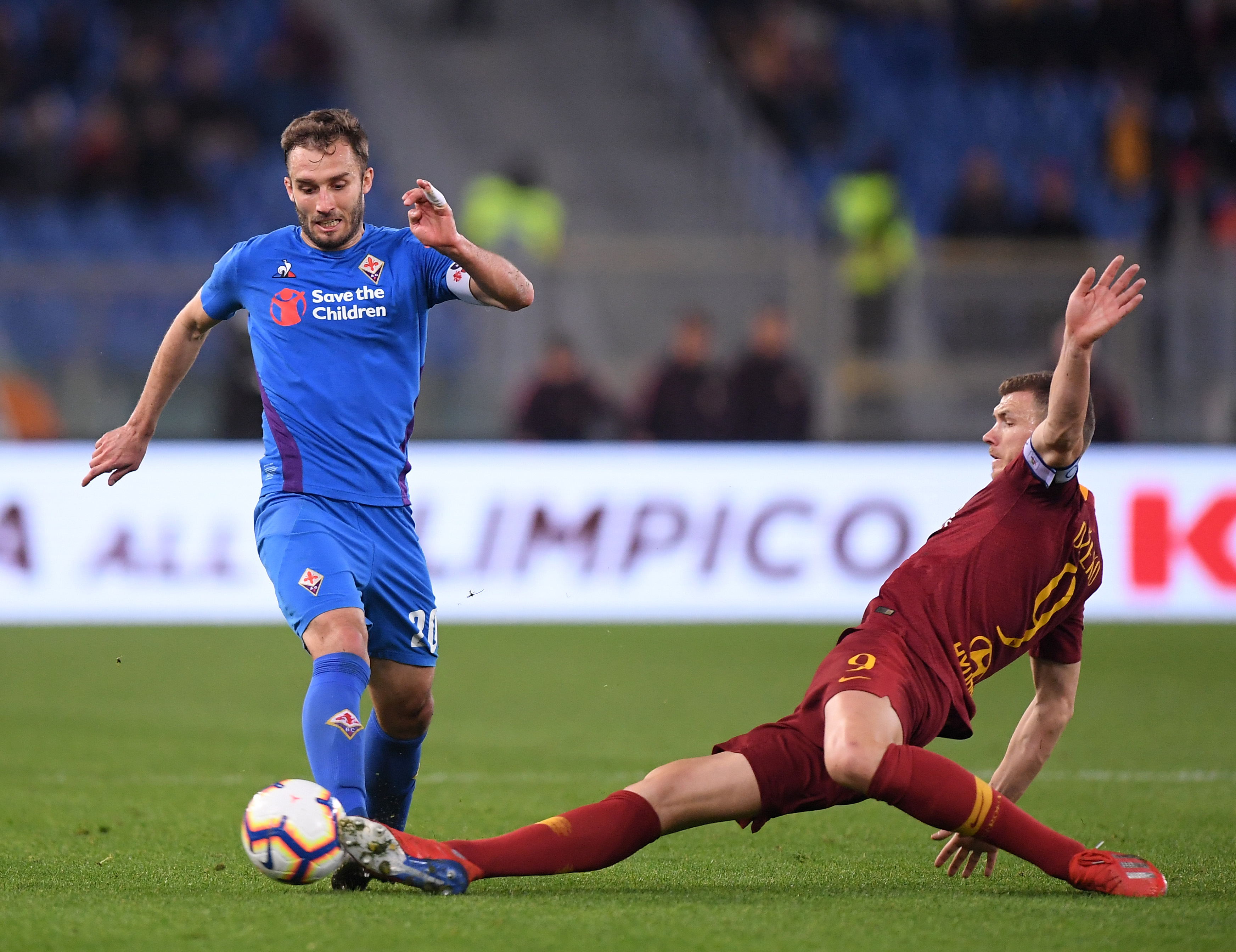 本泽马续约吉达联合？38岁传奇前锋的未来与数据背后的故事