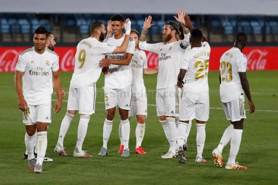 大家为什么不做卡牌了——卡牌手游分类与发展解析