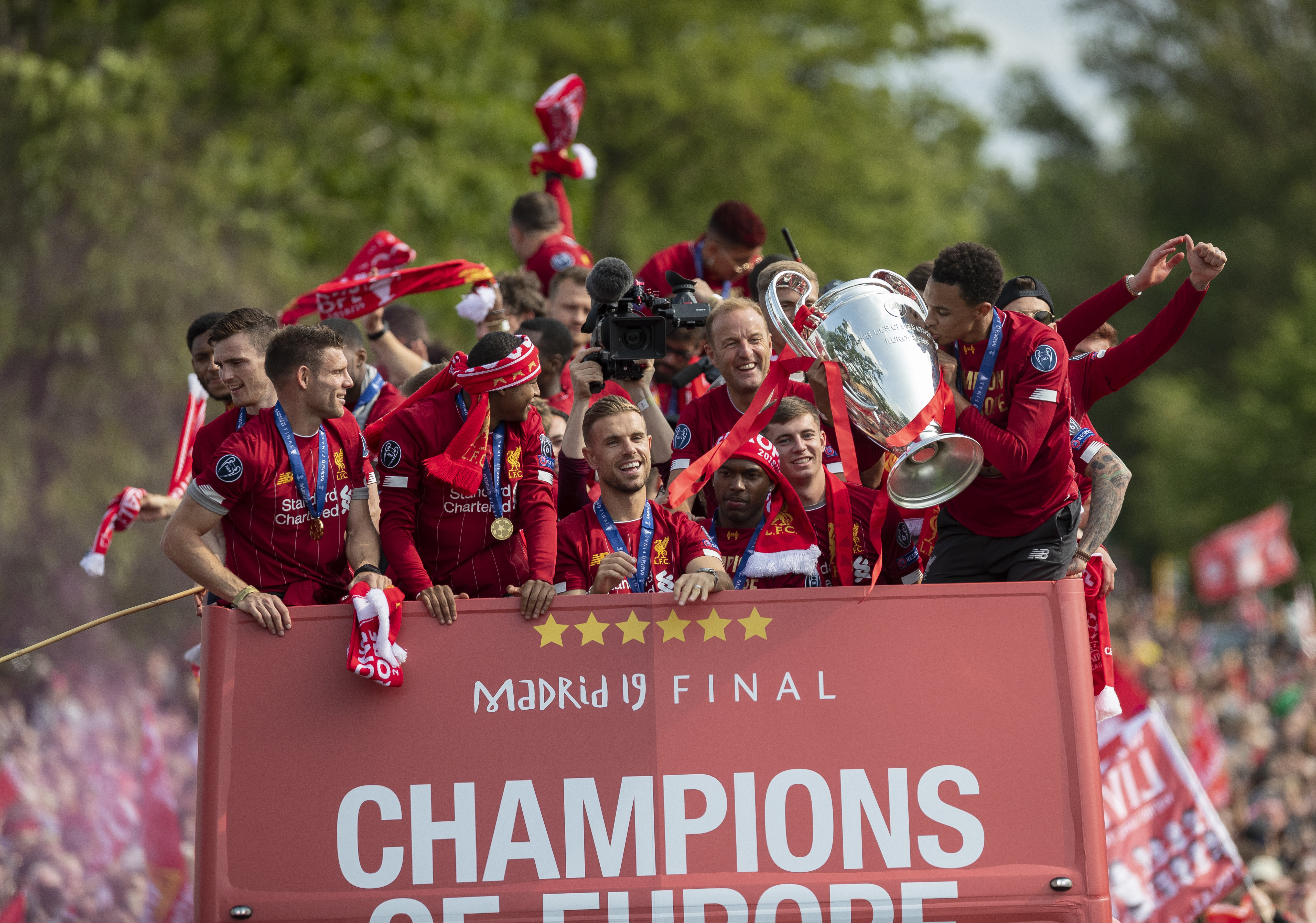 二次元游戏出了什么问题？