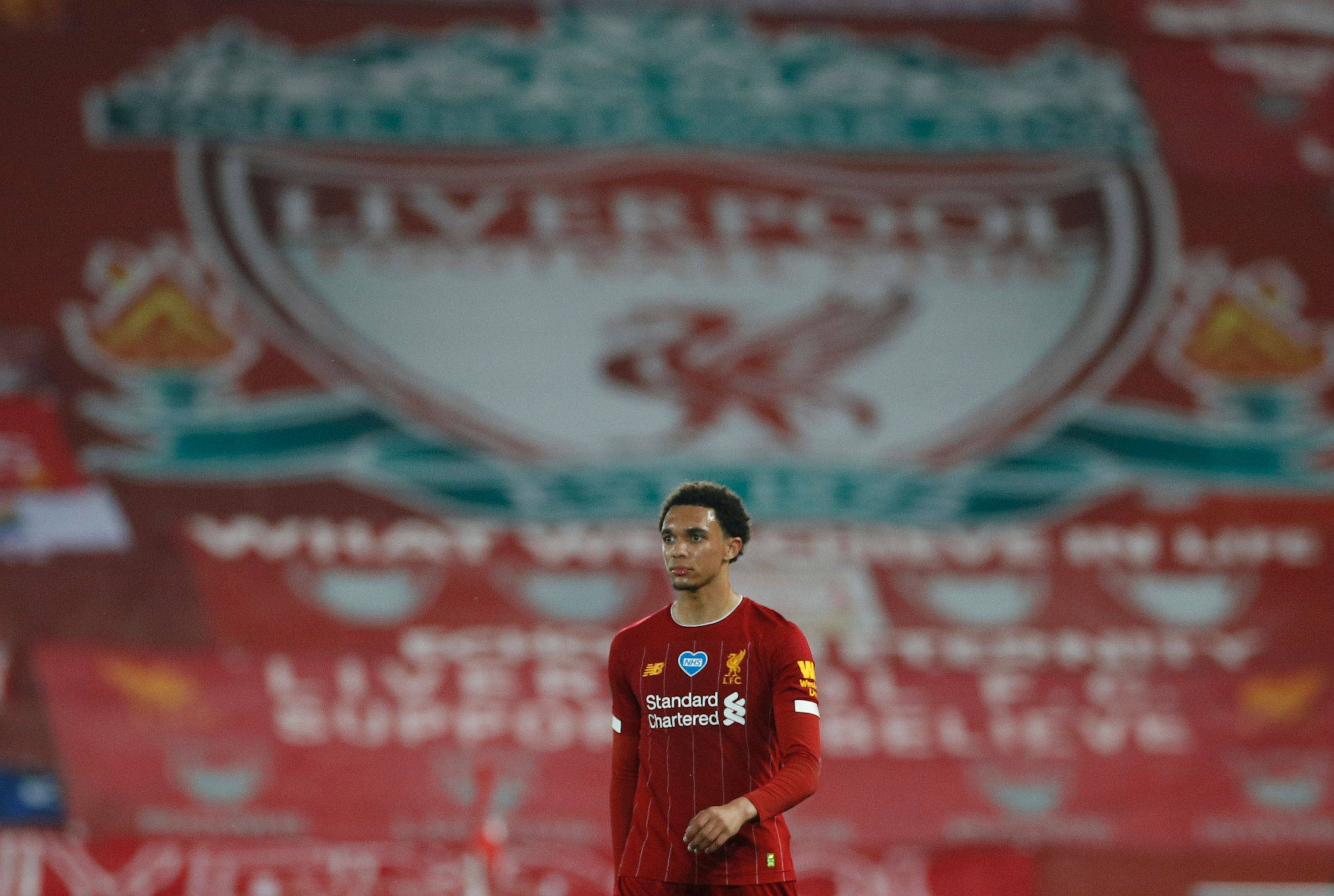 邮报：多特有意3000万镑先租后买鲍勃，马竞等队也在关注