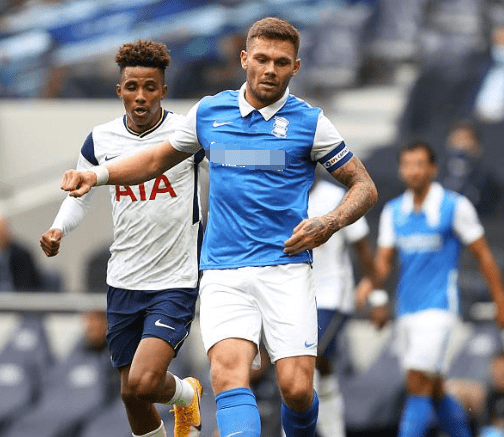 英特尔药丸了！AMD在Steam上硬件占比直逼50%