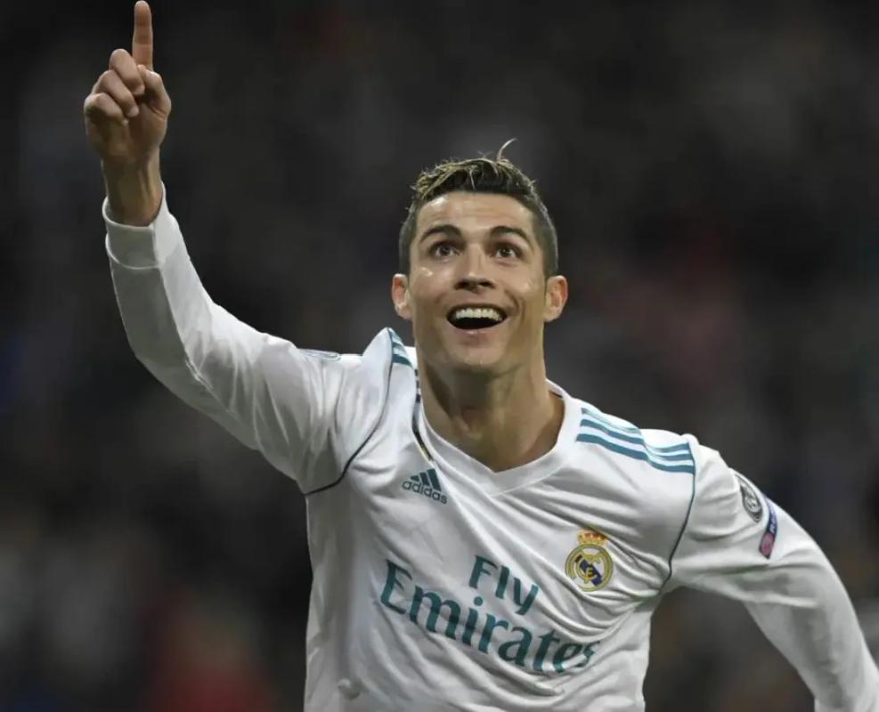 《魔兽大作战》登顶多国IOS免费榜 日收入超700万元！