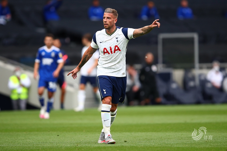 科贝：皇马内部认为国王杯出局是历史性惨败