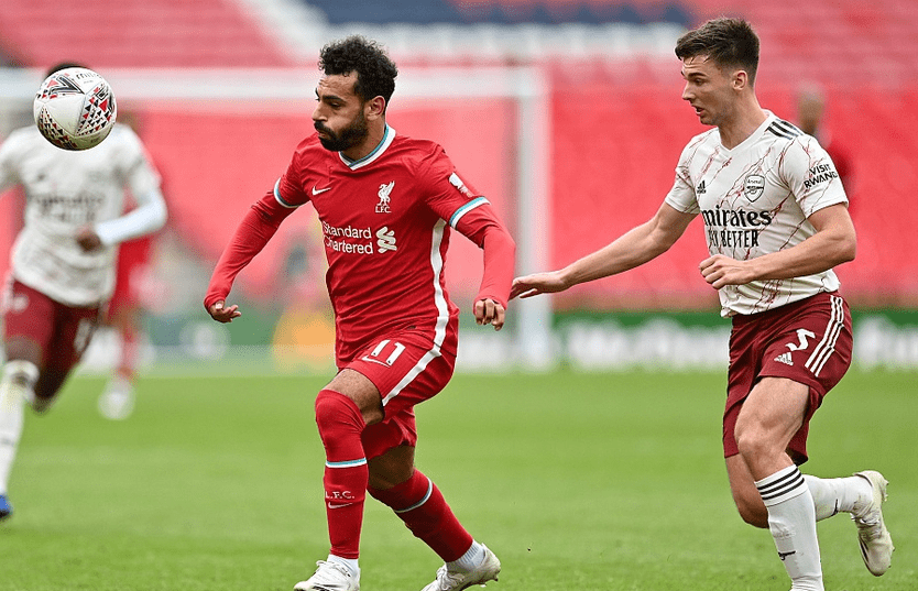 2万观众看了2小时拖地！球员集体抗议退场！论业余，NBA也是专业的